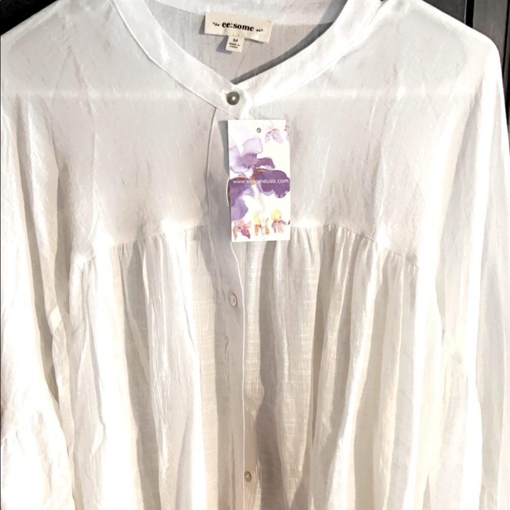 ee:some linen type wide arm top size M.